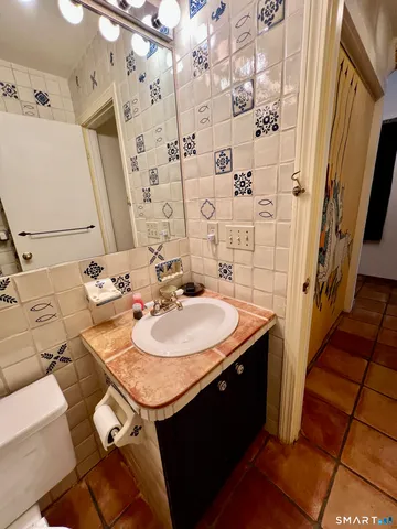 $2,500 | 290 Cliffside Drive, Torrington, CT 06790