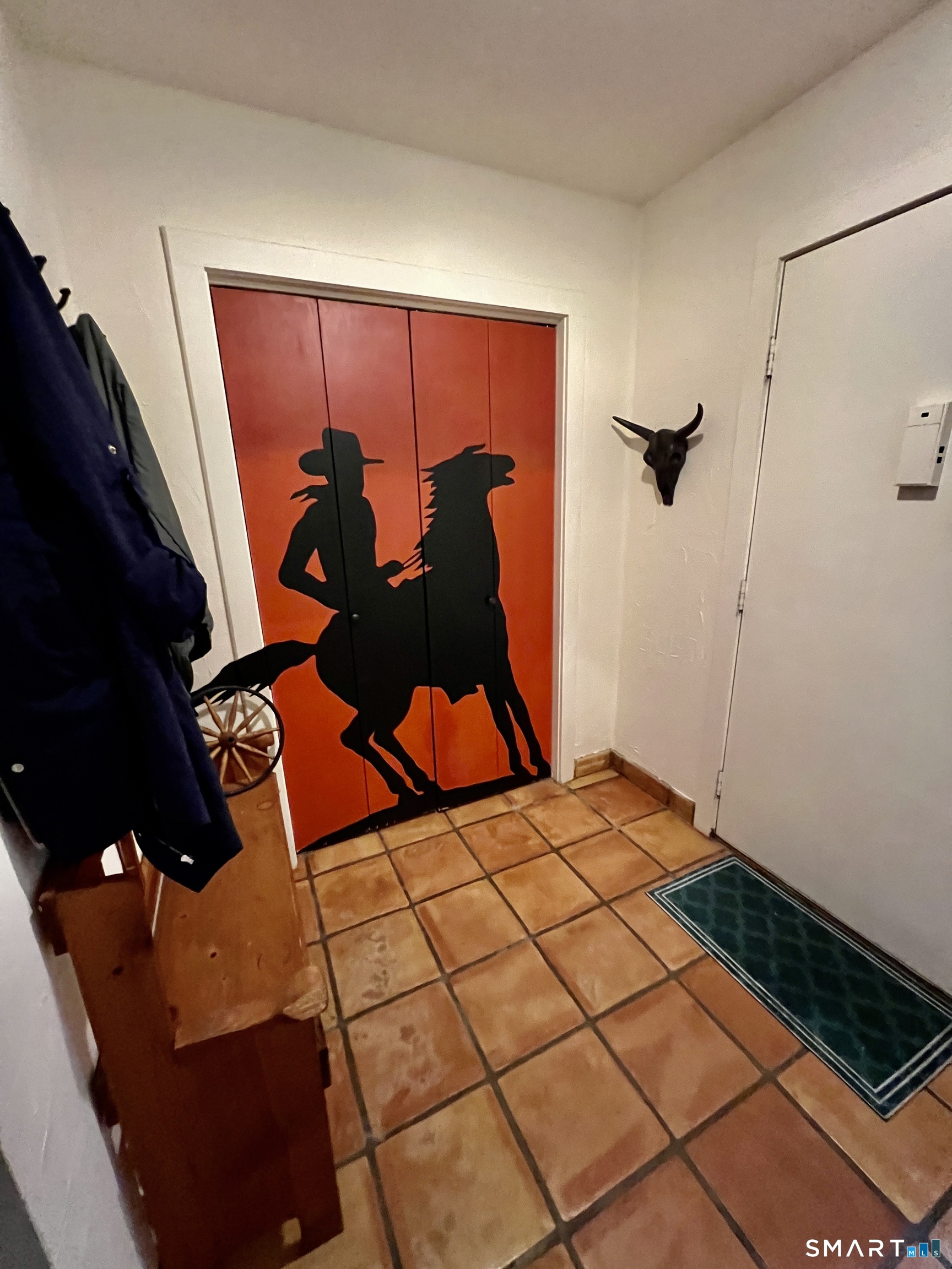 290 Cliffside Drive Torrington, CT 06790 - Photo 2 of 40 a living room with furniture and a rug