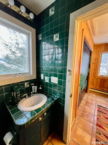 $2,500 | 290 Cliffside Drive, Torrington, CT 06790