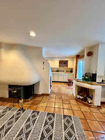 $2,500 | 290 Cliffside Drive, Torrington, CT 06790