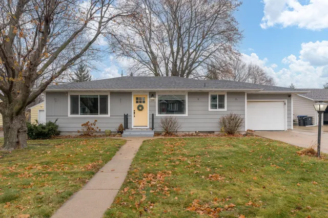 $289,900 | 139 Homer Street, Mankato, MN 56001
