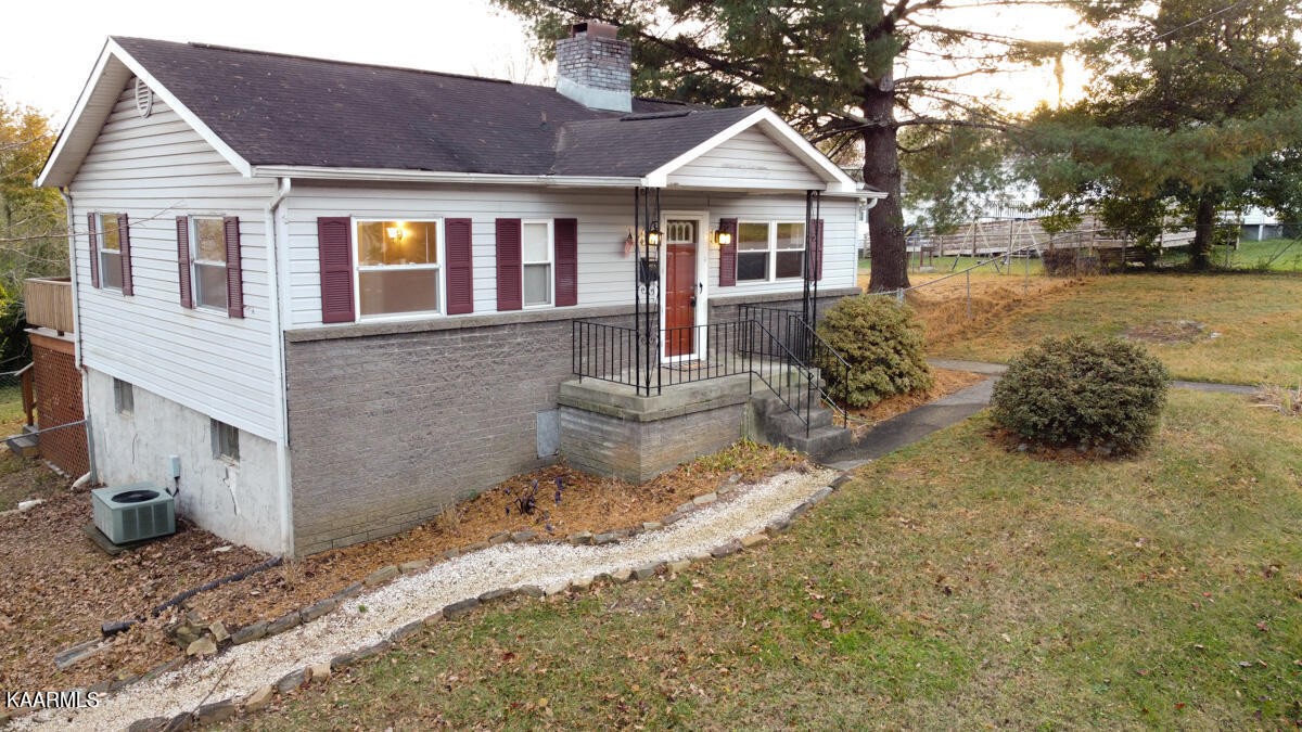 115 Utah Avenue Oak Ridge, TN 37830 - Photo 23 of 30 Gallery Image 23