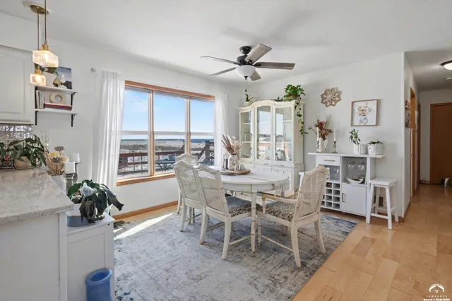 $389,000 | 1298 East 250 Road, Berryton, KS 66409