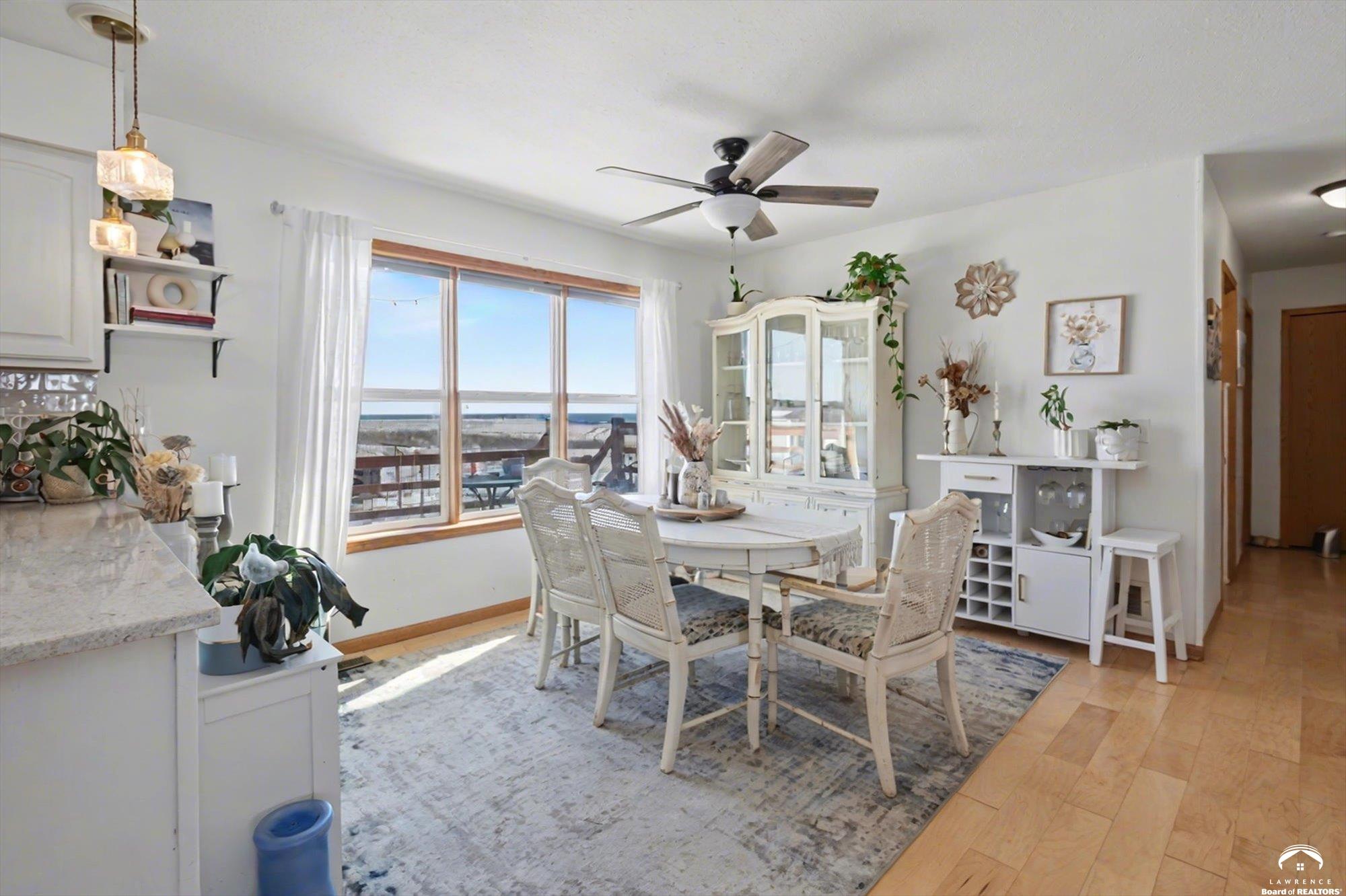 1298 East 250 Road Berryton, KS 66409 - Photo 15 of 40