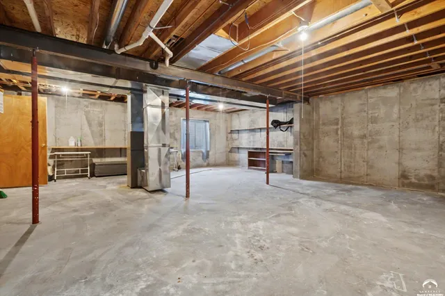 $389,000 | 1298 East 250 Road, Berryton, KS 66409