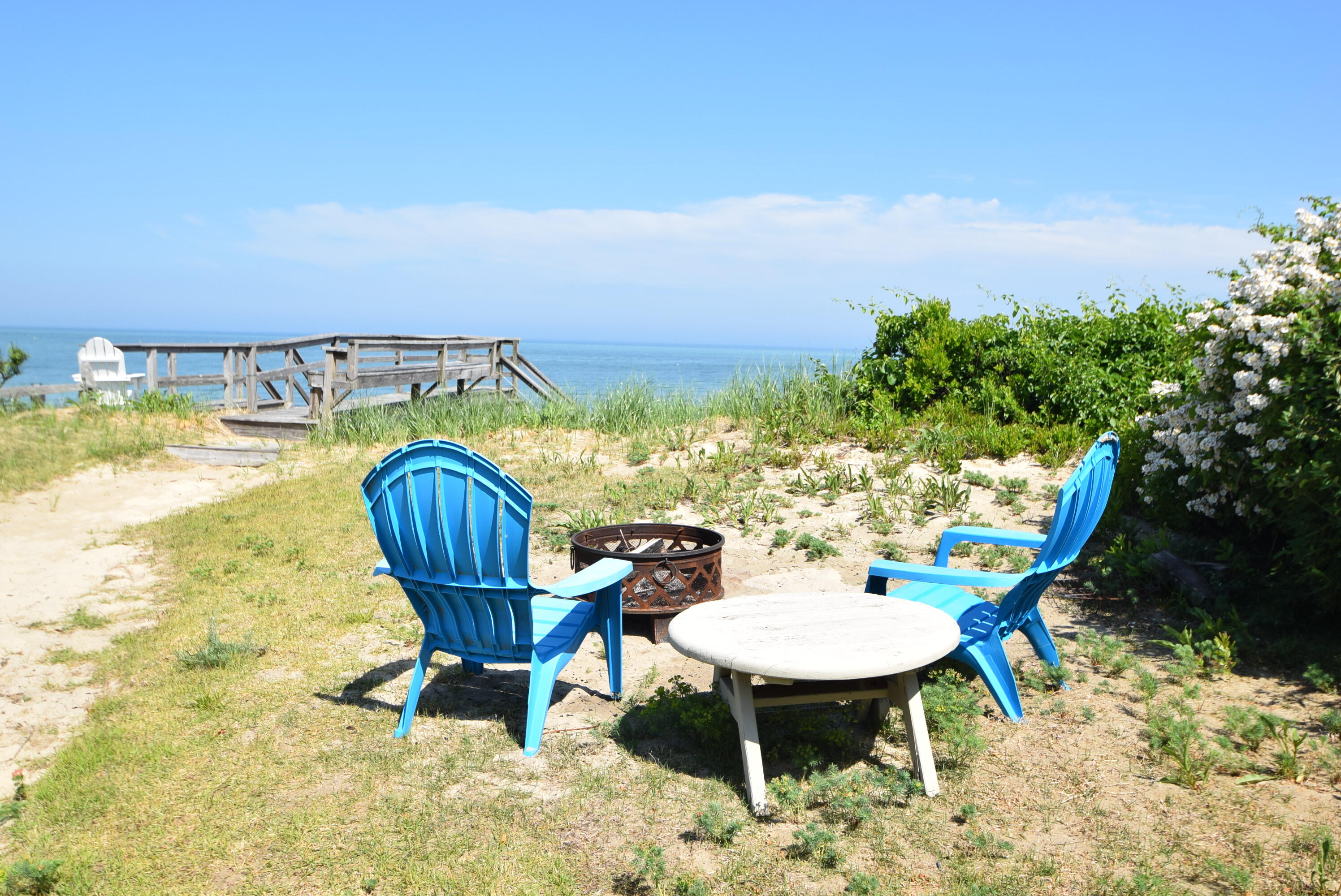 232 Robbins Hill Road Brewster, MA 02631 - Photo 33 of 39 232RH Chairs