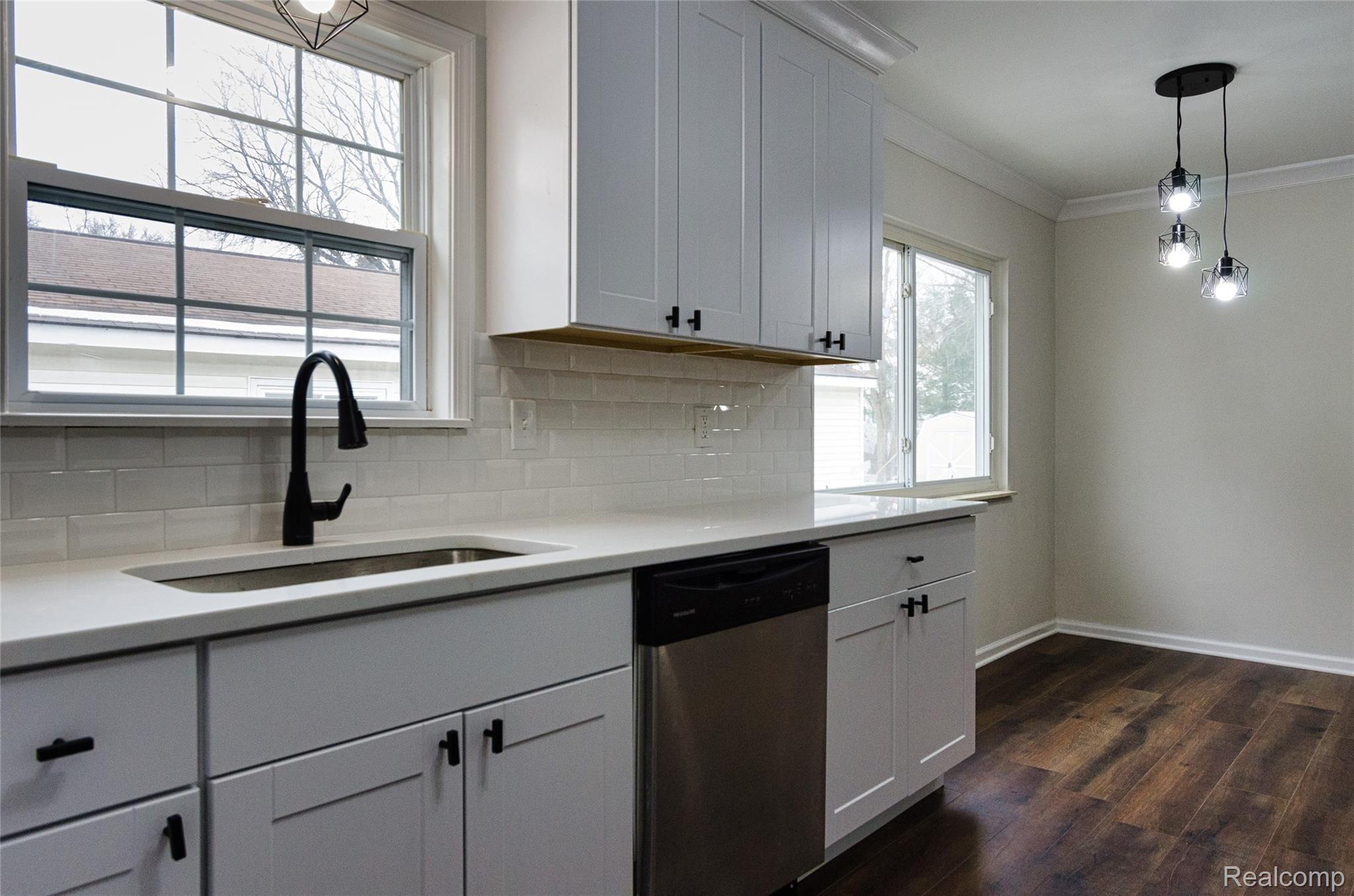 4040 Gleason Road Waterford, MI 48329 - Photo 14 of 31 4040 Gleason-32.jpg
