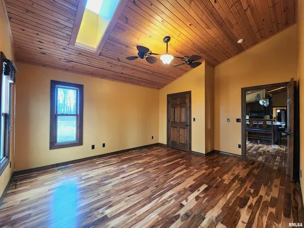 $779,000 | 253 Ween Road, De Soto, IL 62924