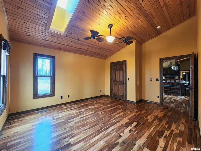 $779,000 | 253 Ween Road, De Soto, IL 62924