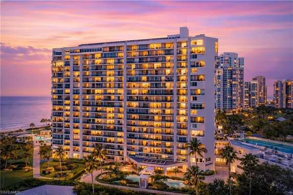 $2,796,000 | 4041 Gulf Shore Boulevard North, Unit 1007, Naples, FL 34103