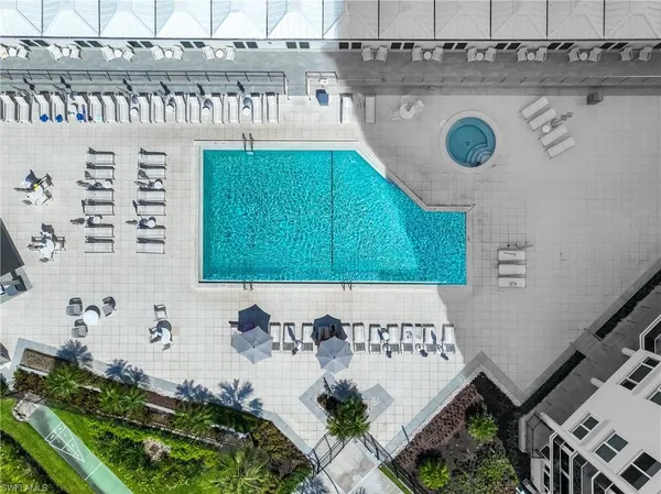 $2,796,000 | 4041 Gulf Shore Boulevard North, Unit 1007, Naples, FL 34103