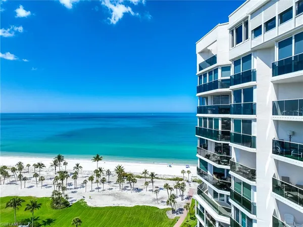 $2,796,000 | 4041 Gulf Shore Boulevard North, Unit 1007, Naples, FL 34103