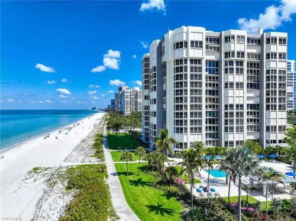 $2,796,000 | 4041 Gulf Shore Boulevard North, Unit 1007, Naples, FL 34103