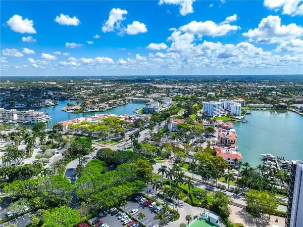 $2,796,000 | 4041 Gulf Shore Boulevard North, Unit 1007, Naples, FL 34103