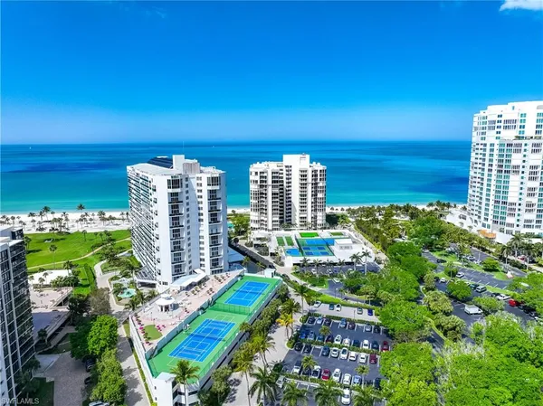 $2,796,000 | 4041 Gulf Shore Boulevard North, Unit 1007, Naples, FL 34103