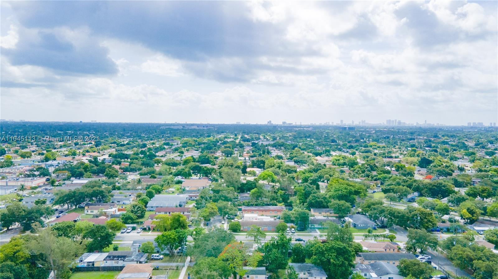 5808 Buchanan Street Hollywood, FL 33021 - Photo 19 of 21