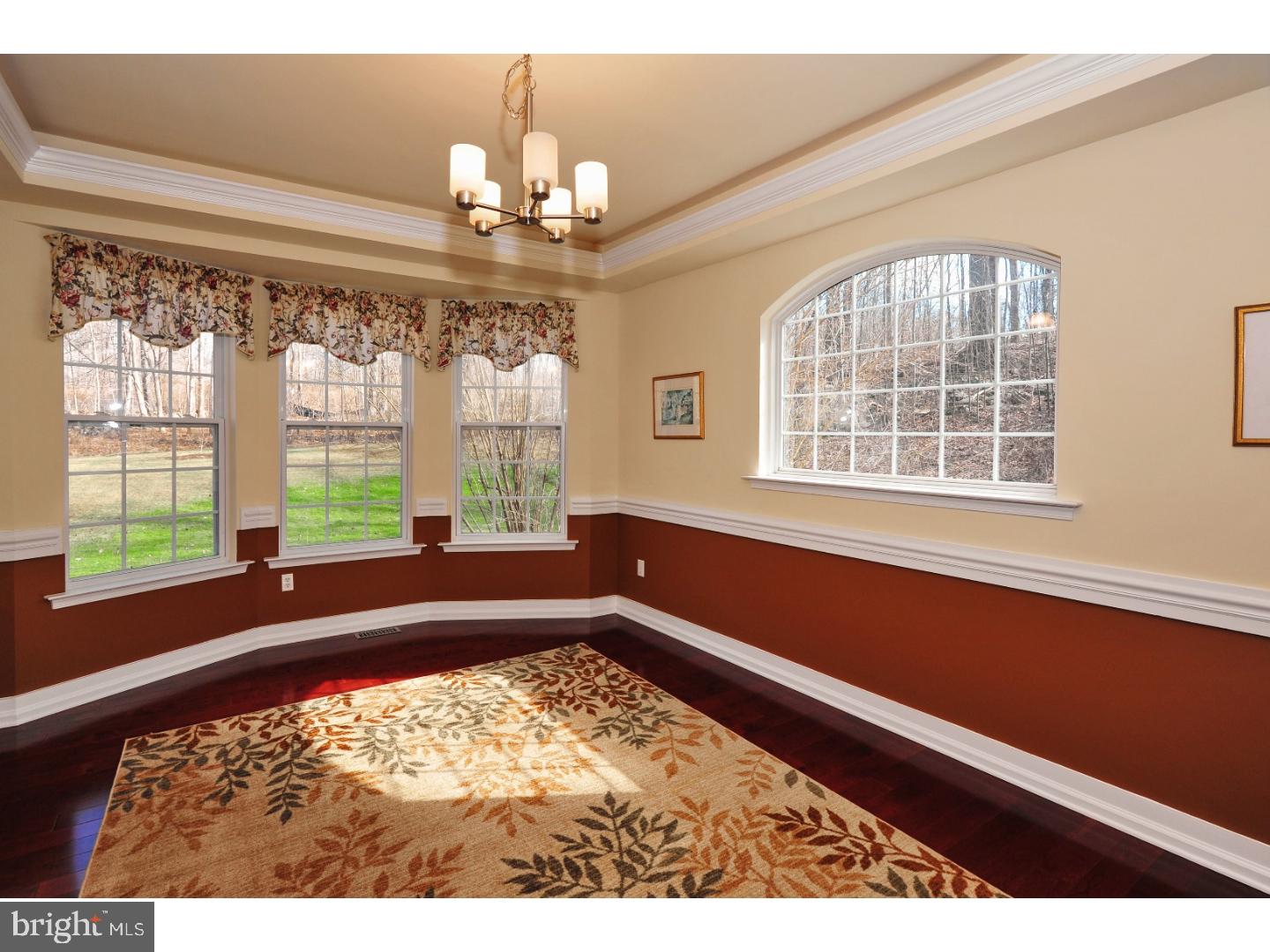 183 Lone Pine Road Barto, PA 19504 - Photo 12 of 25 Dining Room