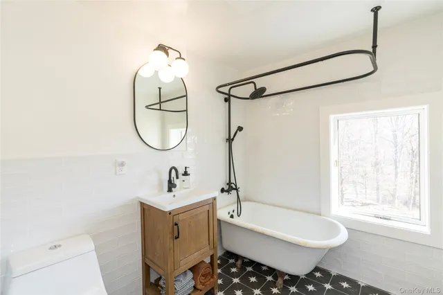 $597,000 | 62 Seelbach Lane, Staatsburg, NY 12580