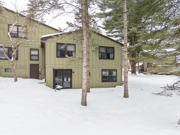 $349,000 | 29 Floyd Avenue, Unit 11, Lebanon, NH 03784