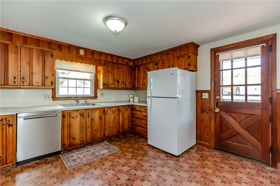 15 Drake Road Warwick, RI 02888 - Photo 14 of 48 Kitchen with door to deck