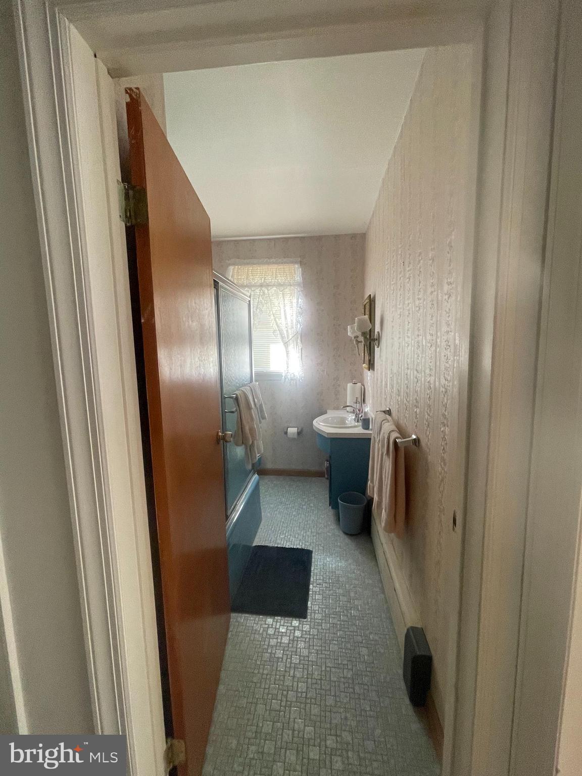 242 Burmont Road Drexel Hill, PA 19026 - Photo 13 of 16