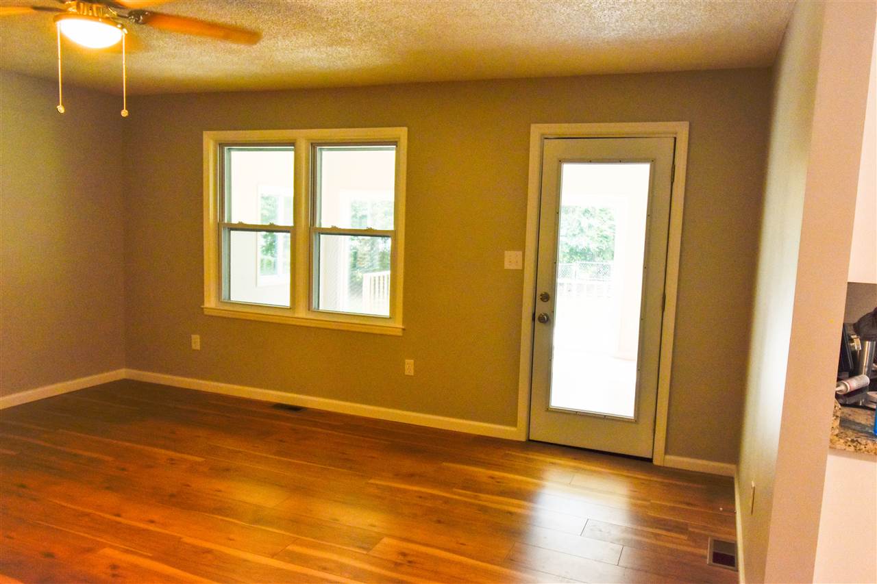 203 Battleground Road Chesnee, SC 29323 - Photo 5 of 18 Living Room