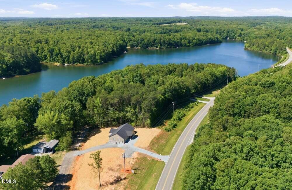 6904 Virgilina Road Roxboro, NC 27574 - Photo 17 of 41