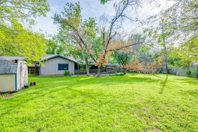 $2,150 | 1402 Meadgreen Circle, Austin, TX 78758