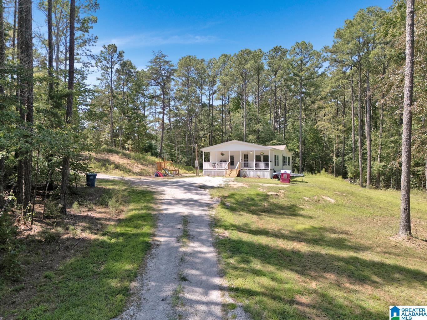 122 Buse Road Oneonta, AL 35121 - Photo 2 of 32 Gallery Image 2