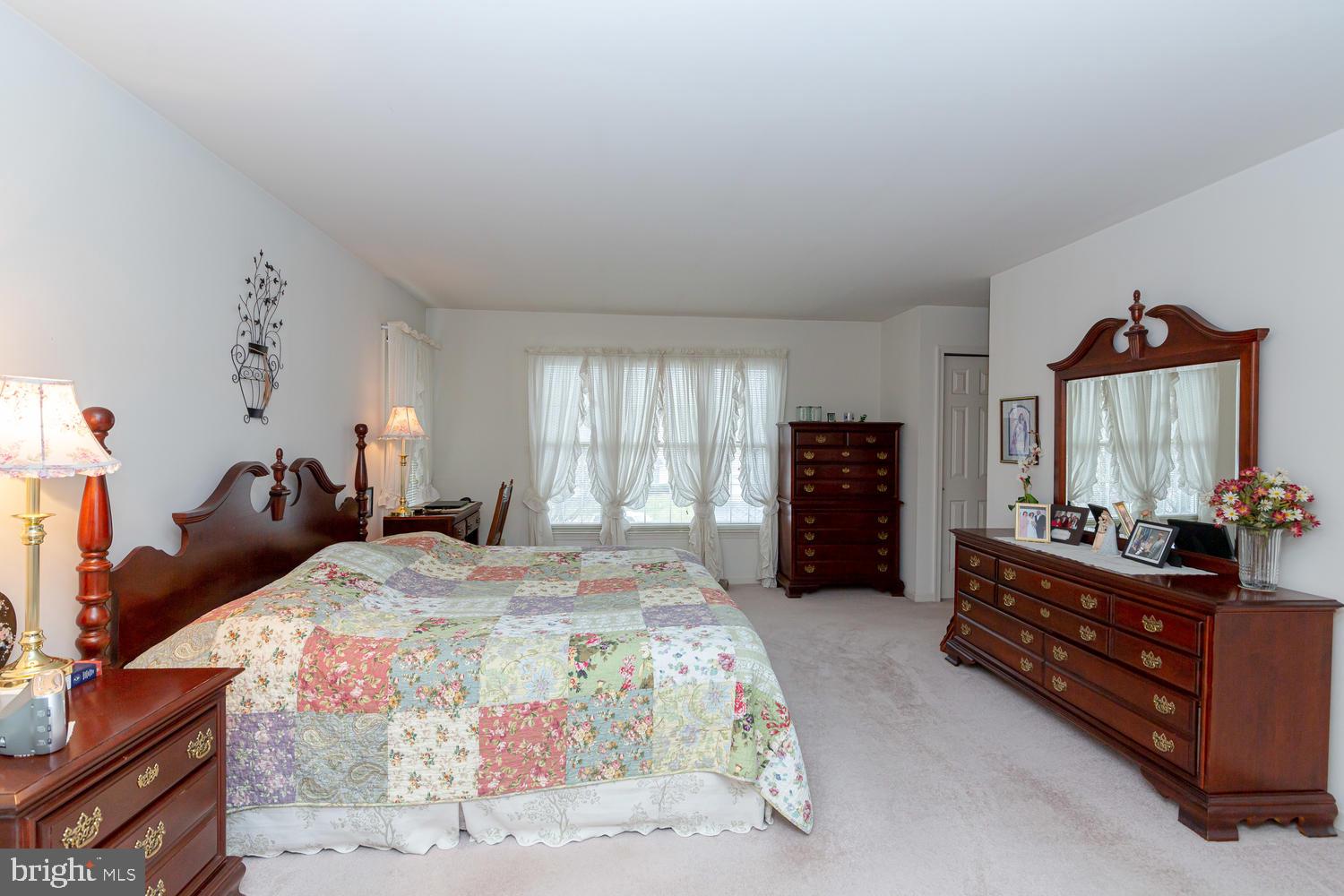 730 Hinchley Run West Chester, PA 19382 - Photo 34 of 42 Gallery Image 34