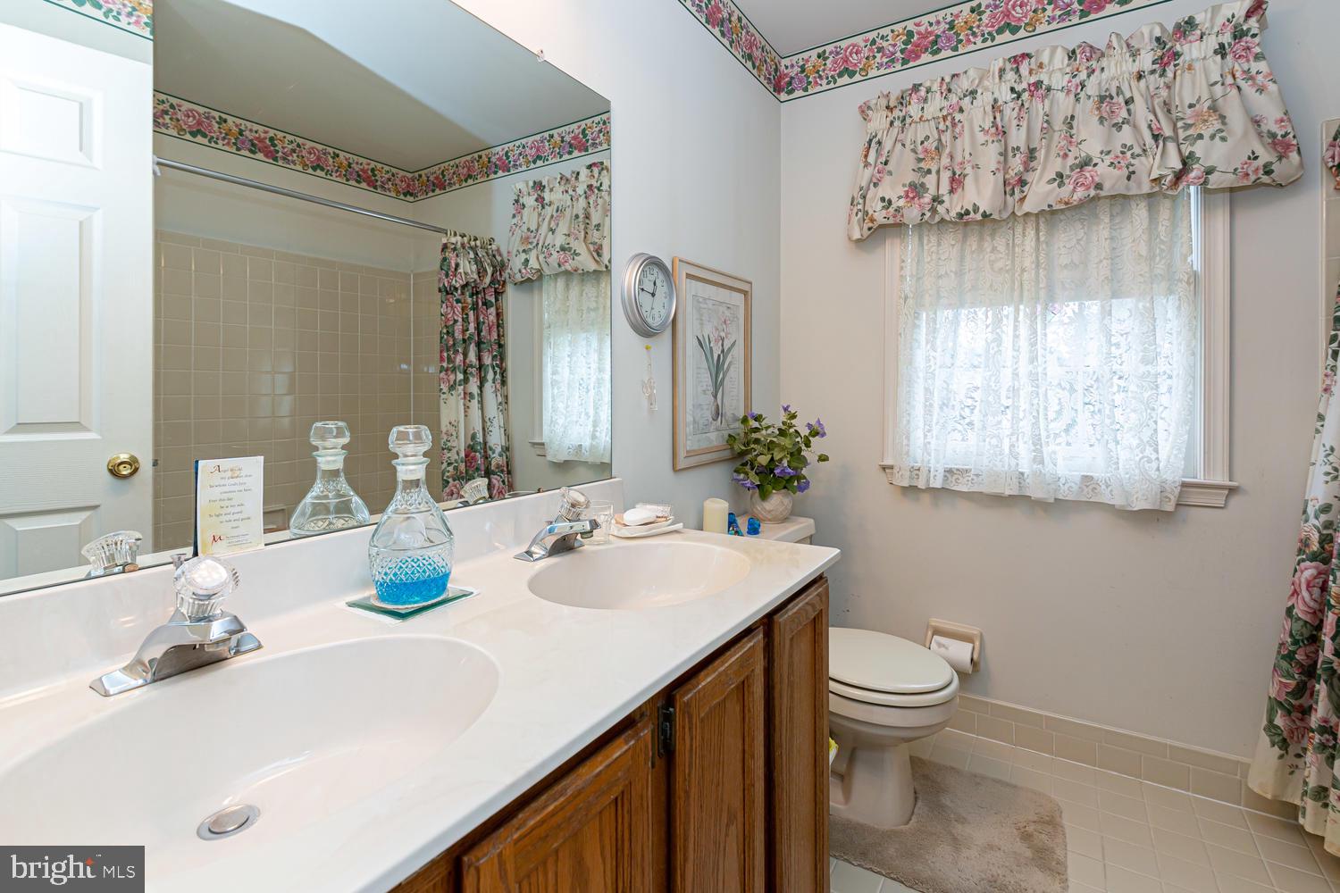 730 Hinchley Run West Chester, PA 19382 - Photo 40 of 42 Gallery Image 40