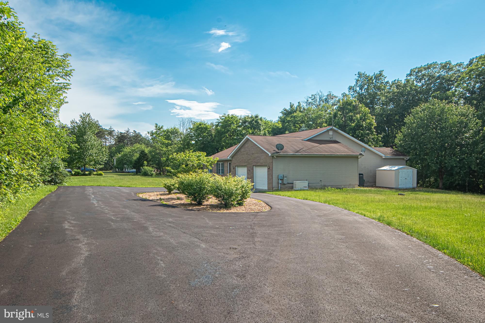 1001 North Timber Ridge Road Cross Junction, VA 22625 - Photo 67 of 69 Paved circular driveway