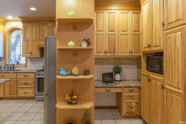 $800,000 | 9301 East Division Road, Mill Creek, IN 46365