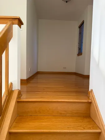 $2,800 | 8316 High Point Circle, Unit E, Darien, IL 60561