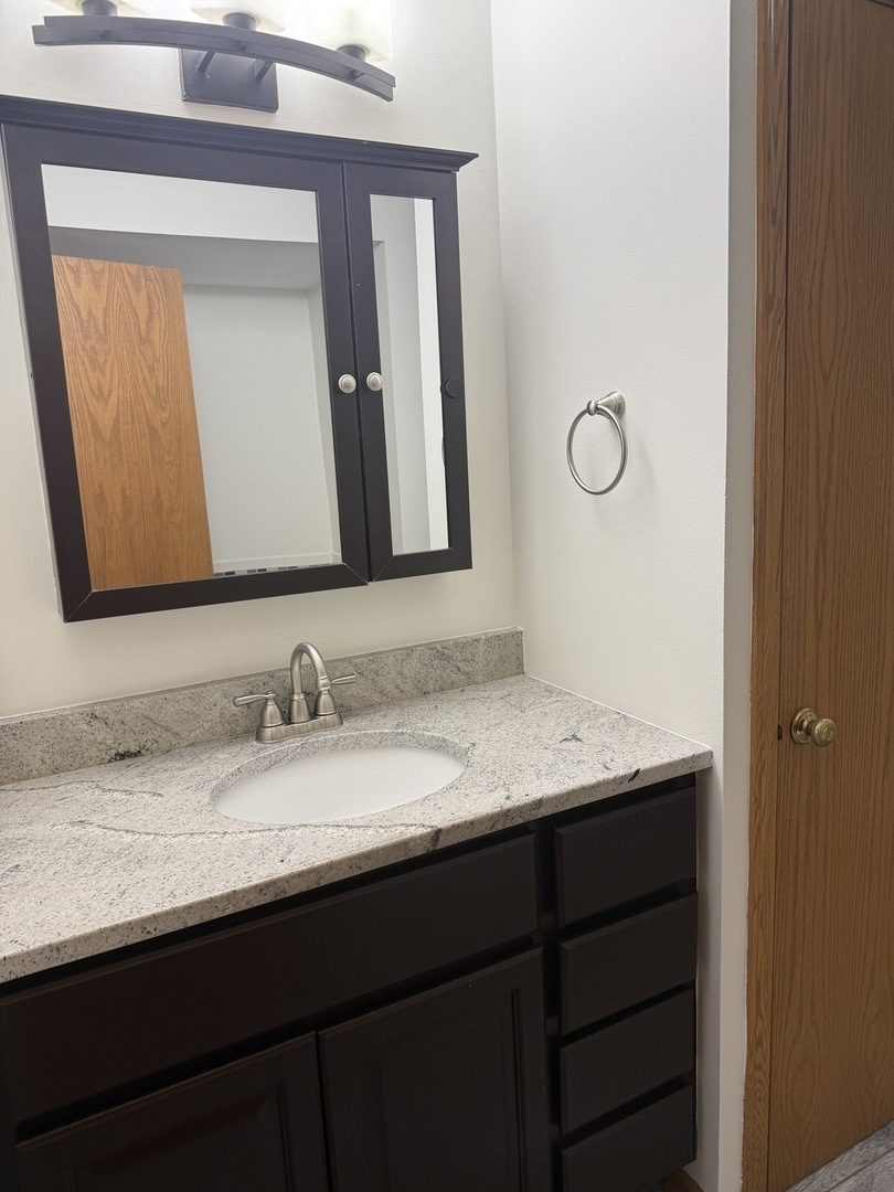 8316 High Point Circle, Unit E Darien, IL 60561 - Photo 19 of 41