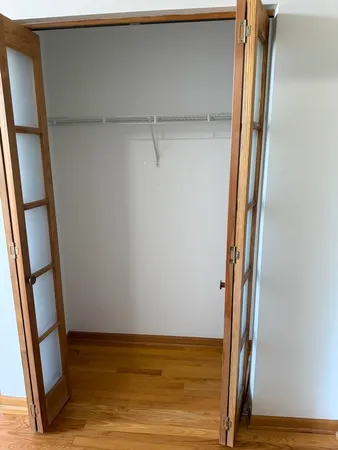 $2,800 | 8316 High Point Circle, Unit E, Darien, IL 60561