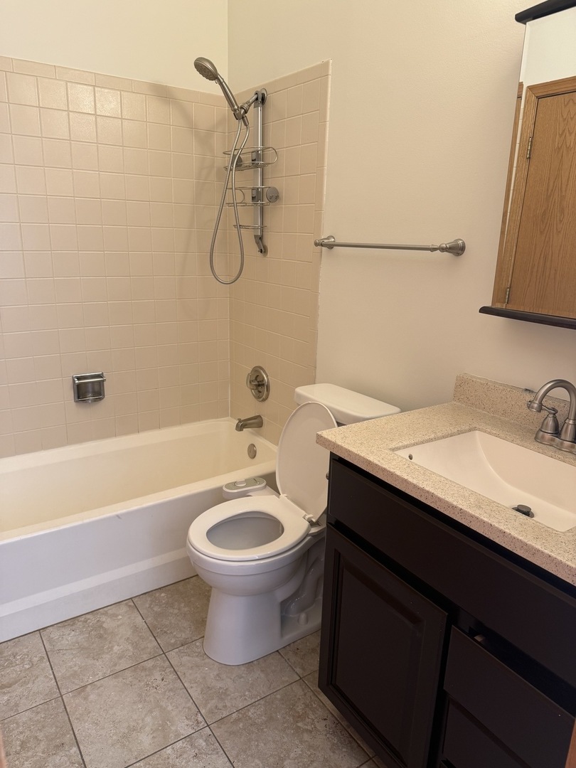 8316 High Point Circle, Unit E Darien, IL 60561 - Photo 33 of 41