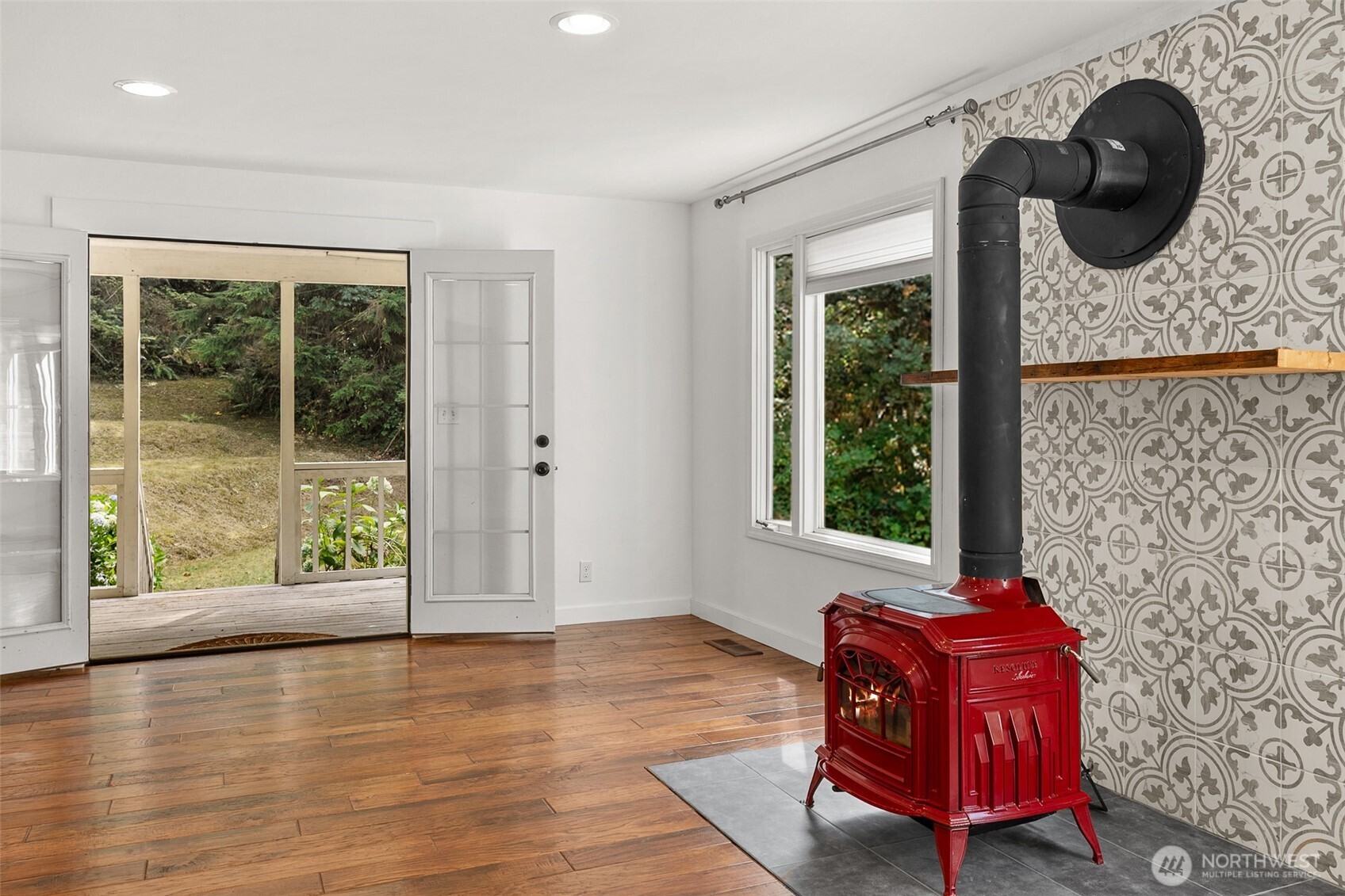 6391 Northeast Tolo Road Bainbridge Island, WA 98110 - Photo 18 of 40 Gallery Image 18