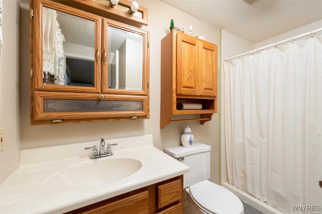 188 Heritage Farm Road West Seneca, NY 14224 - Photo 17 of 25