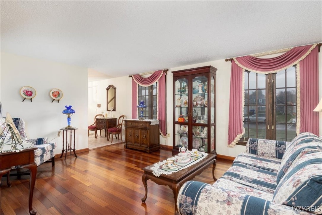 188 Heritage Farm Road West Seneca, NY 14224 - Photo 4 of 25