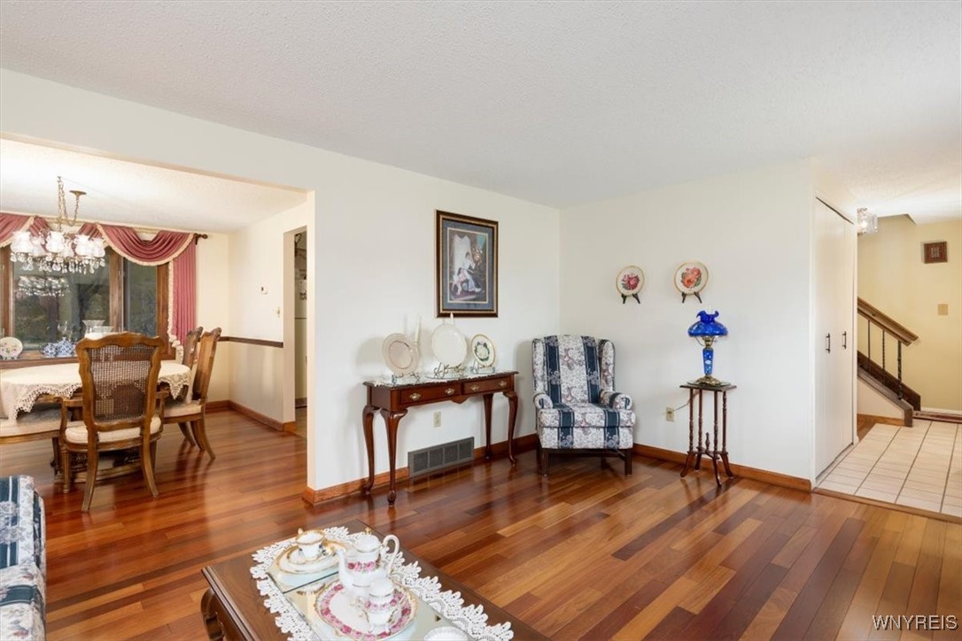 188 Heritage Farm Road West Seneca, NY 14224 - Photo 5 of 25