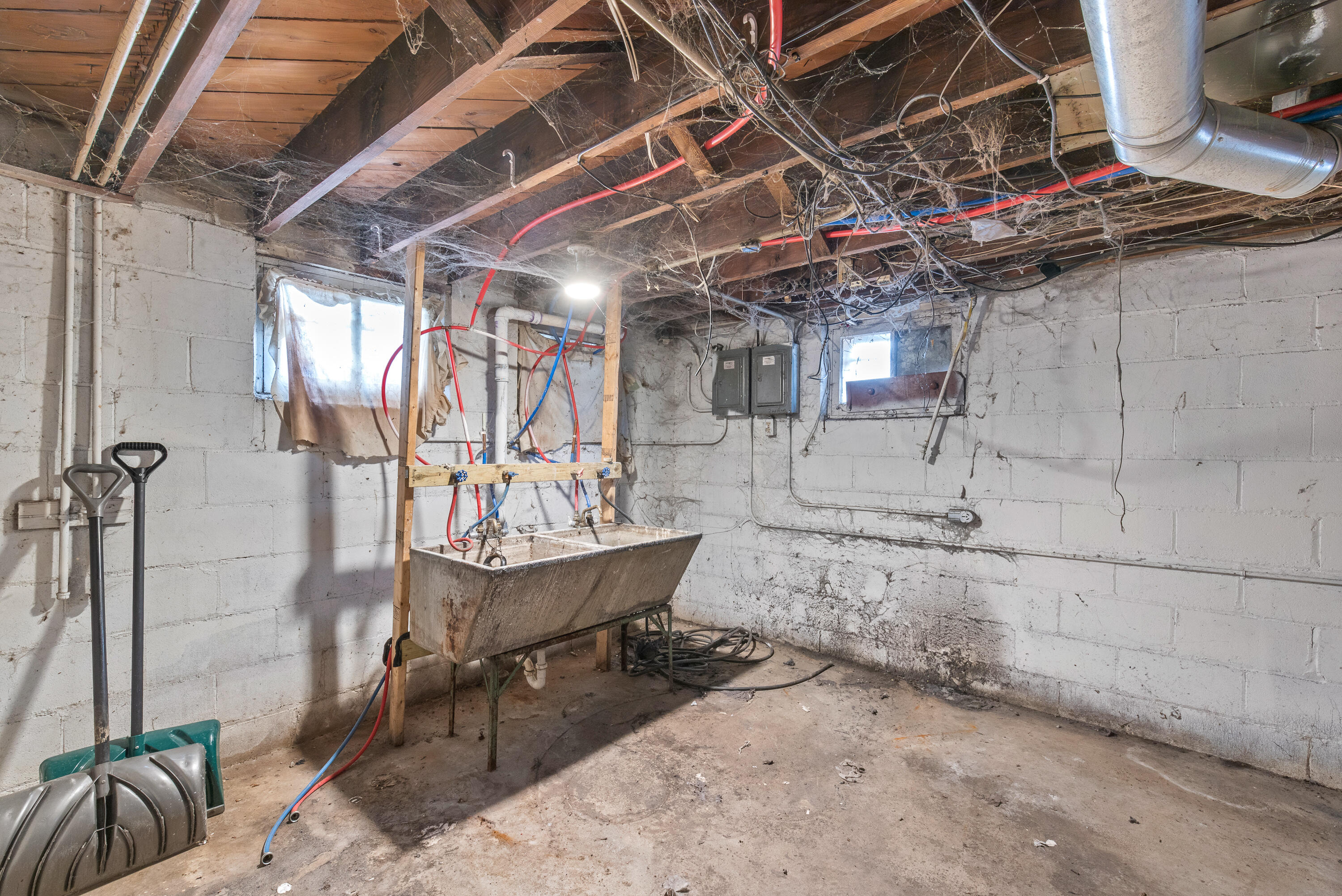 3283 North 14th Street, Unit 3285 Milwaukee, WI 53206 - Photo 17 of 18 3283 N 14th St-10