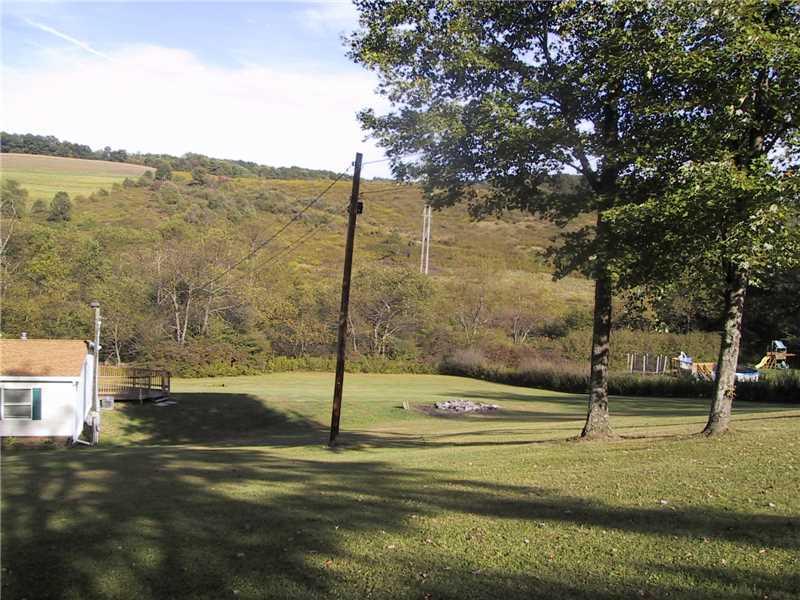 102 Holly Road Chicora, PA 16025 - Photo 25 of 25 Yard/Garden.