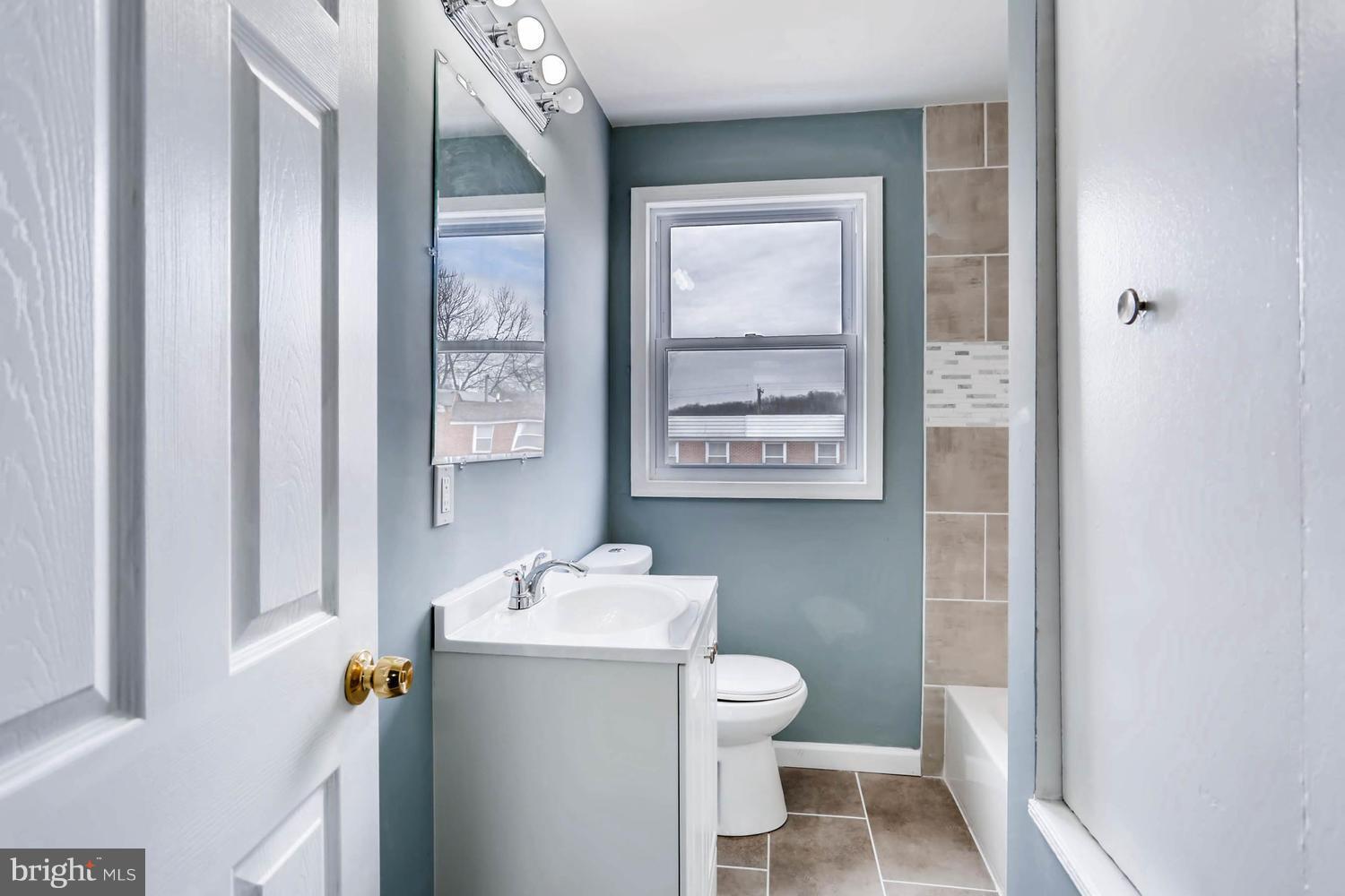 5509 Whitwood Road Baltimore, MD 21206 - Photo 19 of 30 Bath