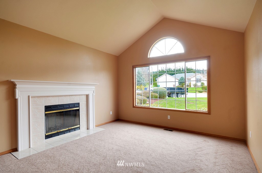22832 14th Place West Bothell, WA 98021 - Photo 3 of 14
