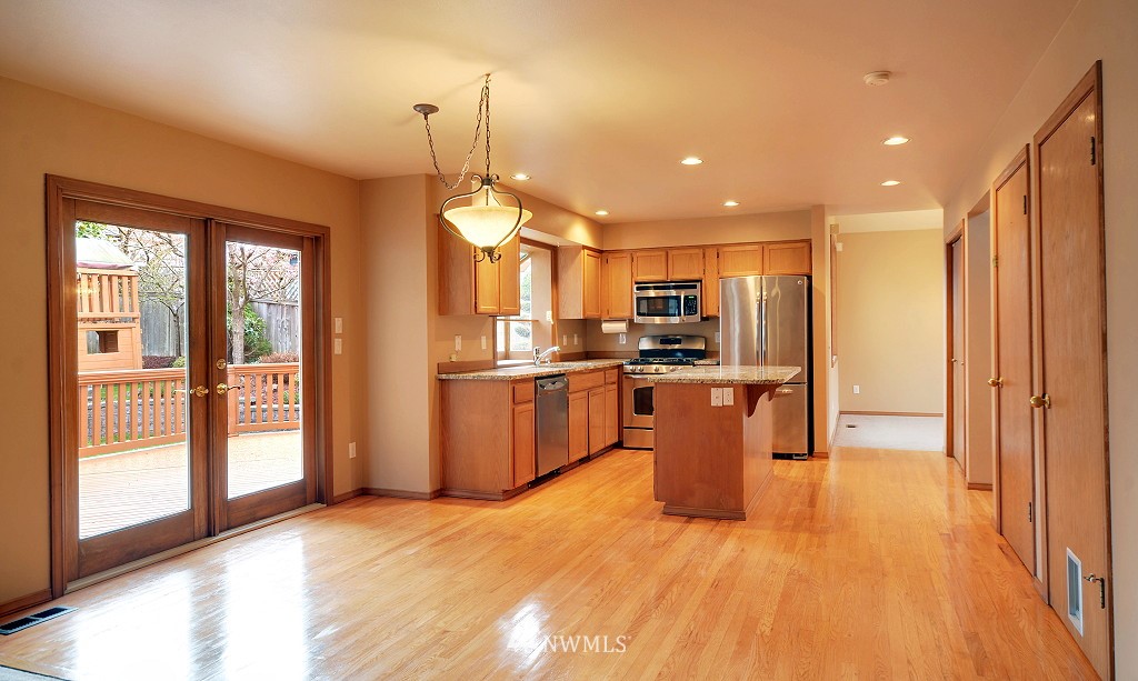 22832 14th Place West Bothell, WA 98021 - Photo 5 of 14