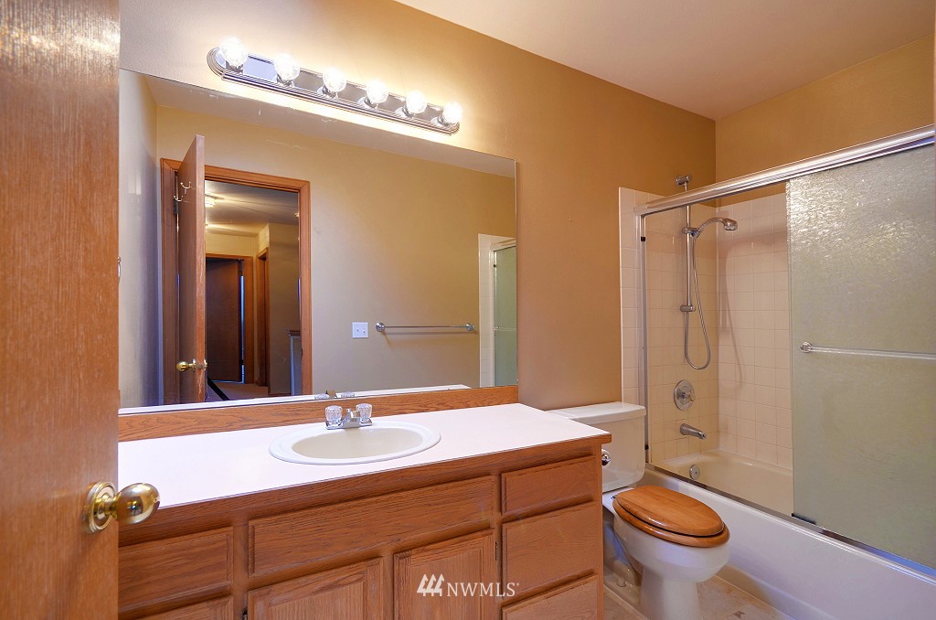 22832 14th Place West Bothell, WA 98021 - Photo 9 of 14