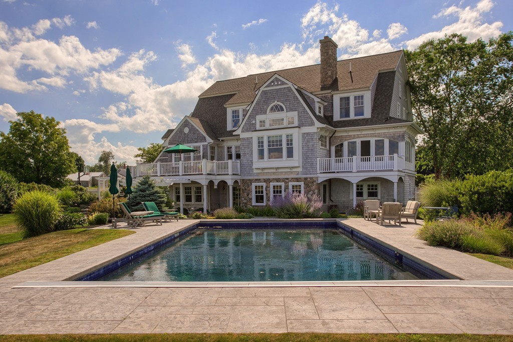 163 High Road Newbury, MA 01951 - Photo 2 of 30 Gallery Image 2