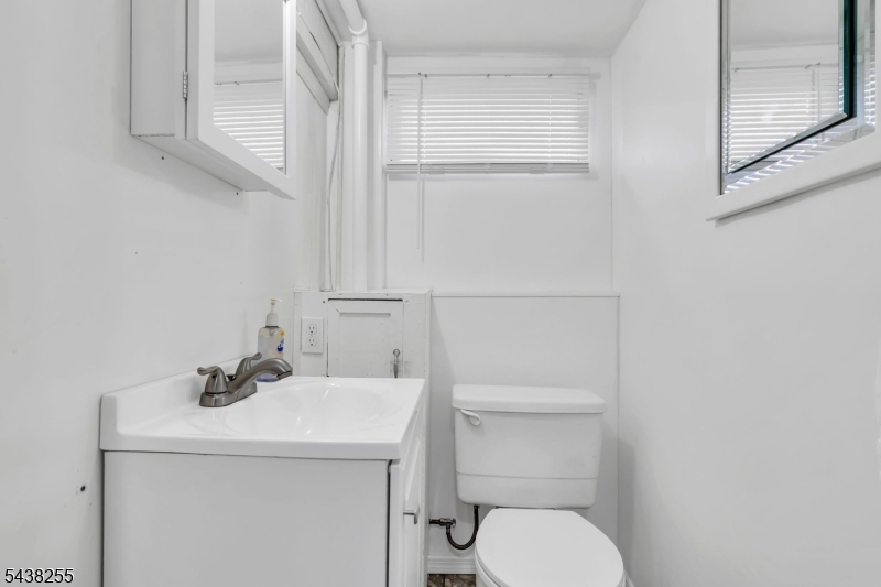 465 Ellen Street Union, NJ 07083 - Photo 28 of 41