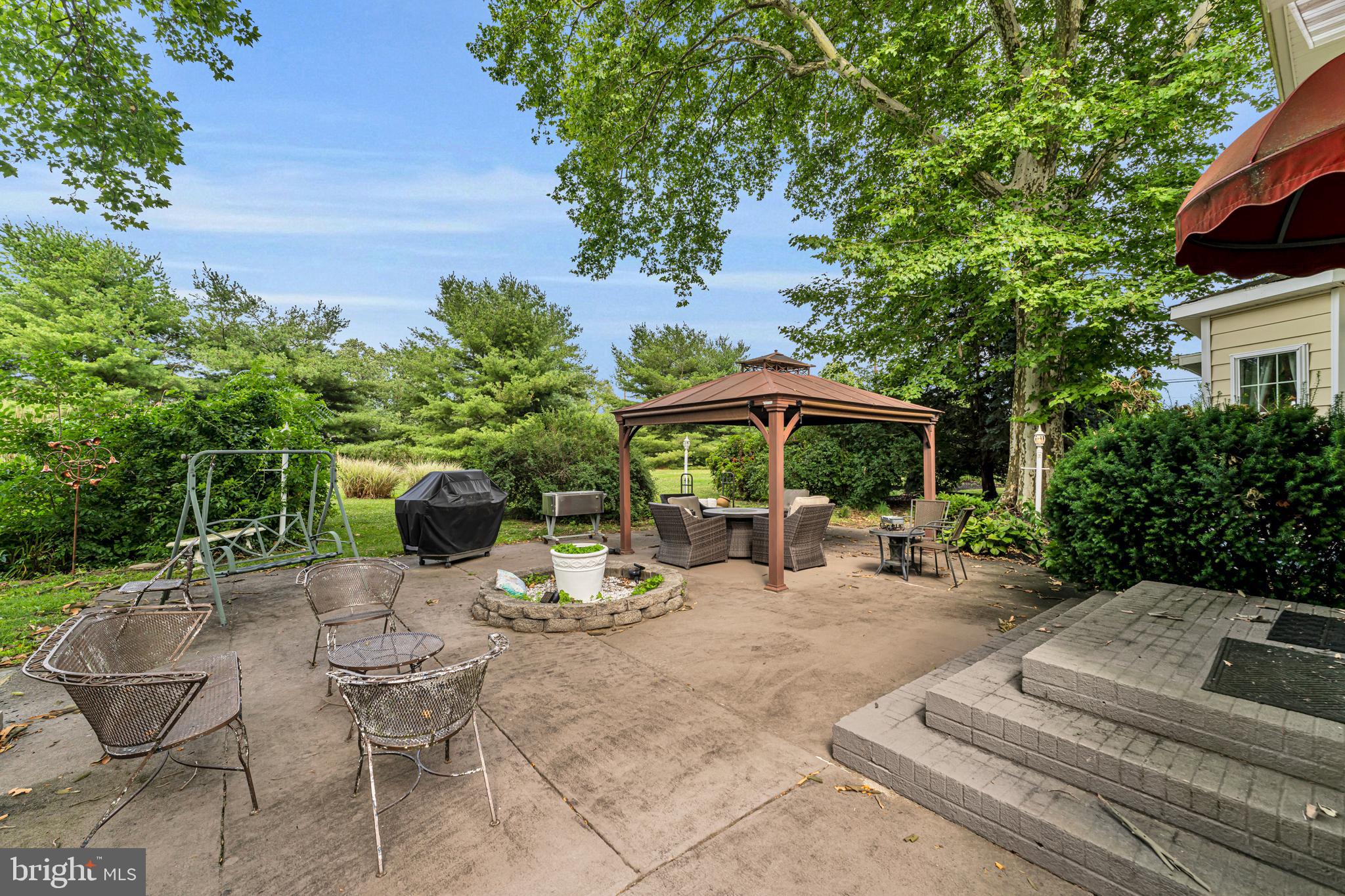 235 Pine Road Hammonton, NJ 08037 - Photo 6 of 67